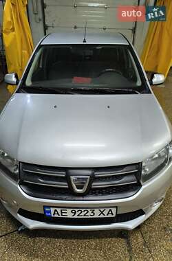 Хэтчбек Dacia Sandero 2014 в Желтых Водах