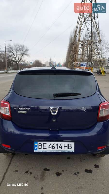 Хетчбек Dacia Sandero 2013 в Миколаєві