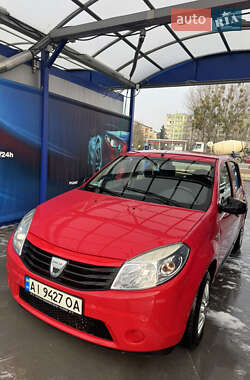 Хэтчбек Dacia Sandero 2009 в Львове