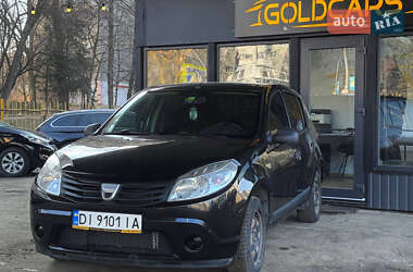 Хэтчбек Dacia Sandero 2010 в Львове