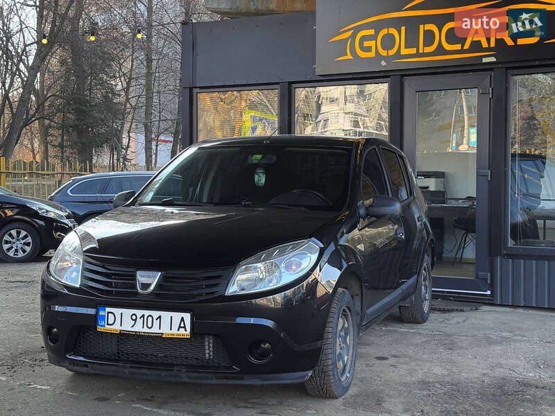 Dacia Sandero 2010