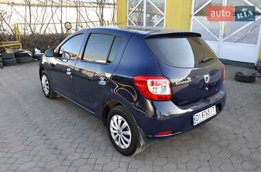 Хетчбек Dacia Sandero 2013 в Львові