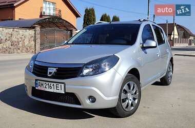 Хетчбек Dacia Sandero 2011 в Бердичеві