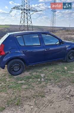 Хэтчбек Dacia Sandero 2009 в Южноукраинске
