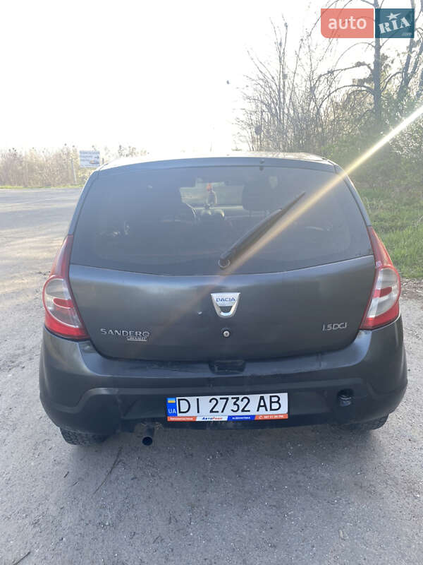 Хетчбек Dacia Sandero 2009 в Шепетівці