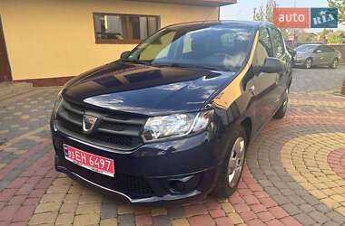 Хетчбек Dacia Sandero 2013 в Дубні