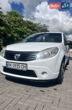 Хетчбек Dacia Sandero 2011 в Рівному