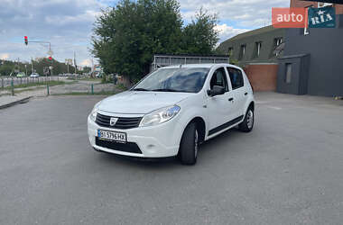 Хетчбек Dacia Sandero 2009 в Харкові