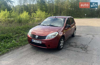 Хэтчбек Dacia Sandero 2009 в Ковеле