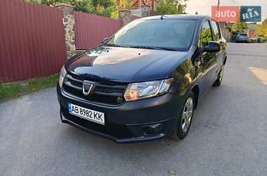 Хэтчбек Dacia Sandero 2013 в Виннице