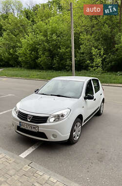 Хэтчбек Dacia Sandero 2011 в Харькове