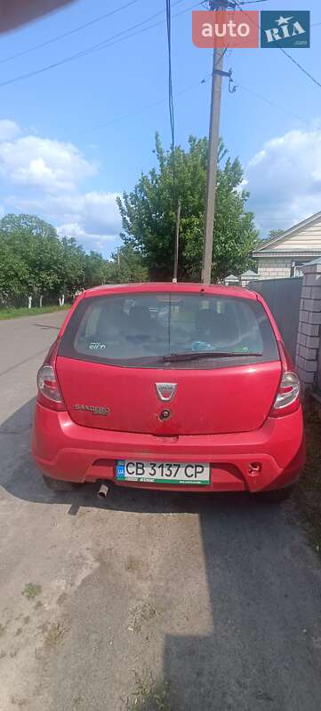 Хетчбек Dacia Sandero 2010 в Ніжині
