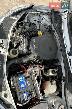 Хетчбек Dacia Sandero 2009 в 