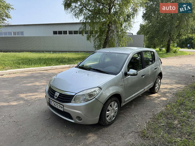 Dacia Sandero 2010