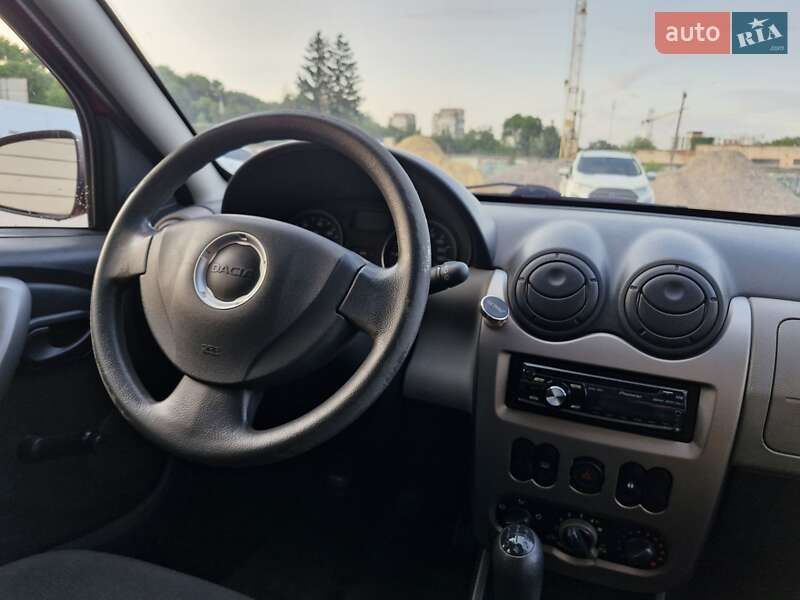 Хэтчбек Dacia Sandero 2008 в Ровно фото 14 Хэтчбек Dacia Sandero 2008 в Ровно