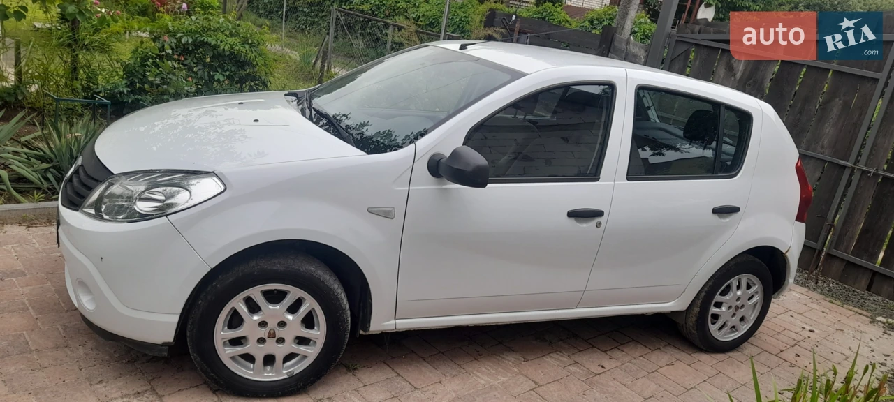 2011 Dacia Sandero - мініатюра 17