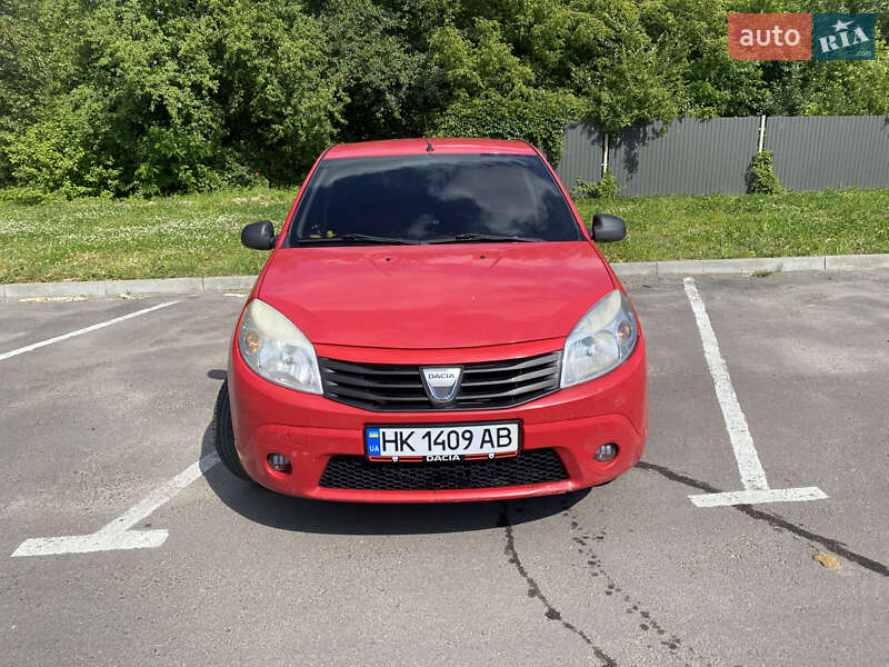 Хетчбек Dacia Sandero 2010 в Дубні