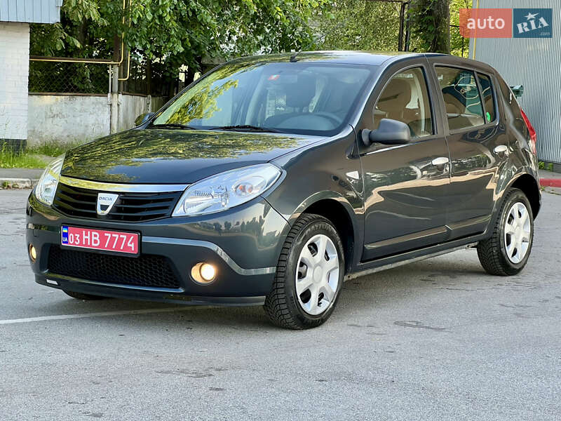 Dacia Sandero 2008