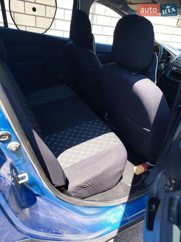 Хетчбек Dacia Sandero 2013 в Чорноморську