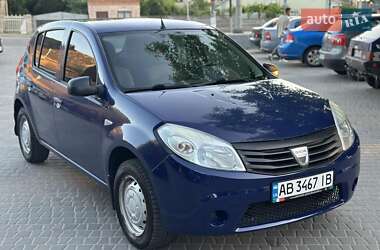 Хэтчбек Dacia Sandero 2009 в Крыжополе