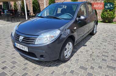 Хэтчбек Dacia Sandero 2009 в Кропивницком