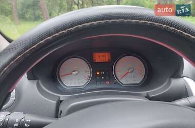 Хэтчбек Dacia Sandero 2008 в 