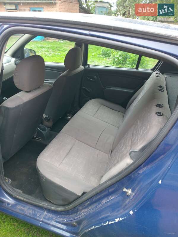 Хетчбек Dacia Sandero 2009 в Талалаївці