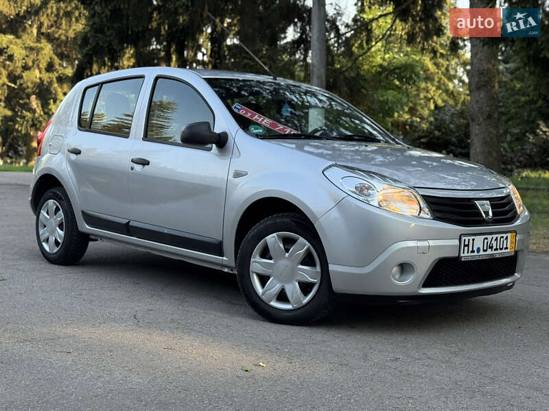 Dacia Sandero 2009