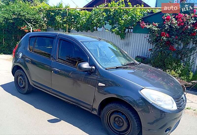 Хетчбек Dacia Sandero 2008 в Одесі