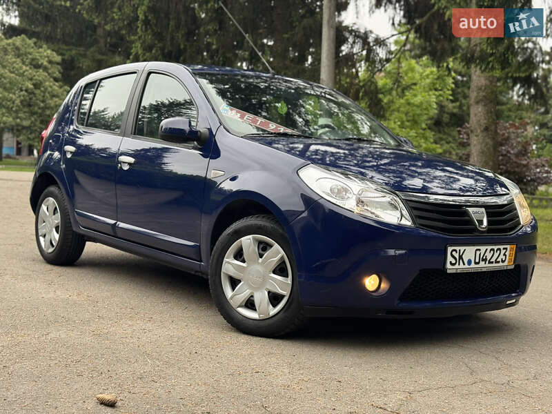 Dacia Sandero 2010