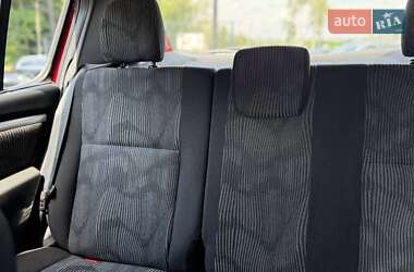 Хэтчбек Dacia Sandero 2010 в 