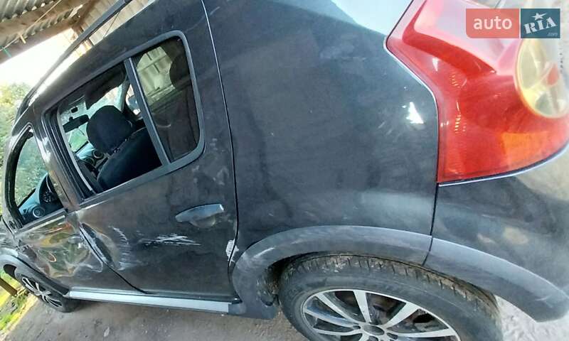 Хэтчбек Dacia Sandero 2010 в Чернигове