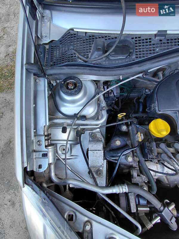 Хетчбек Dacia Sandero 2008 в Охтирці