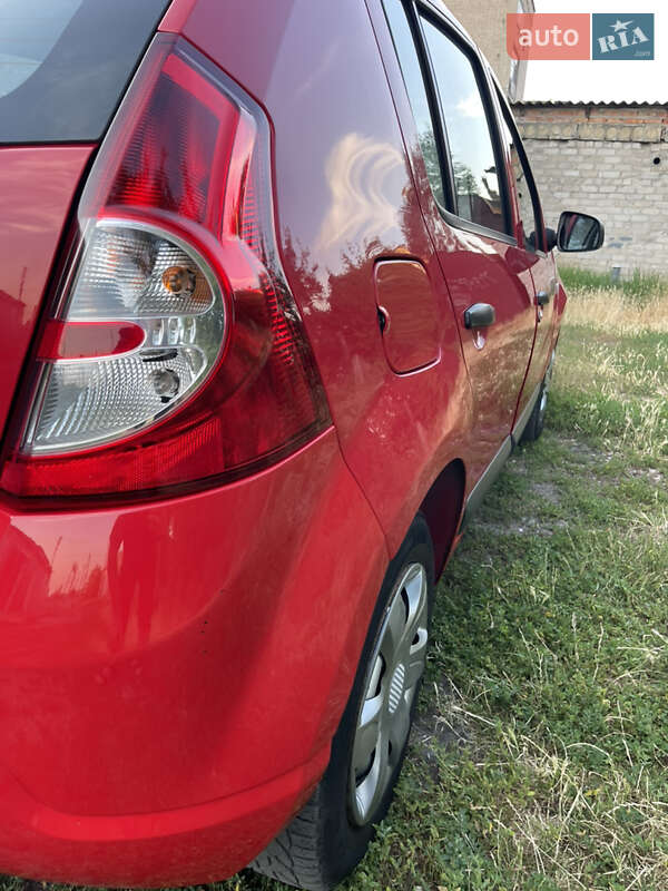 Хетчбек Dacia Sandero 2009 в Знам'янці