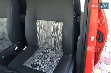 Хетчбек Dacia Sandero 2009 в 