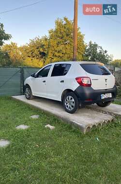 Хэтчбек Dacia Sandero 2013 в Хмельницком