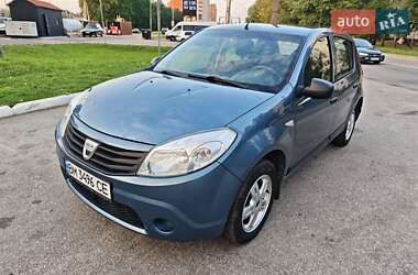 Хэтчбек Dacia Sandero 2009 в Сумах
