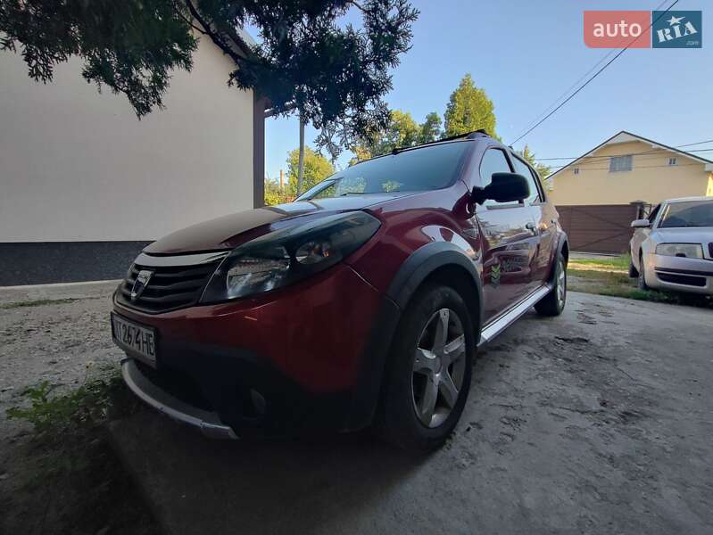 Dacia Sandero 2011