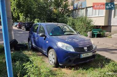 Хетчбек Dacia Sandero 2009 в Черкасах
