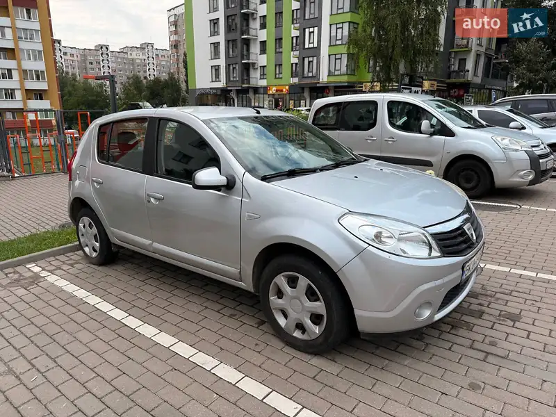 Dacia Sandero