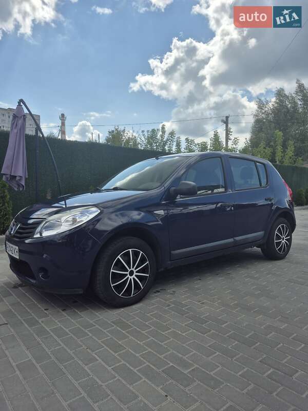 Хэтчбек Dacia Sandero 2011 в Фастове фото 4 Хэтчбек Dacia Sandero 2011 в Фастове