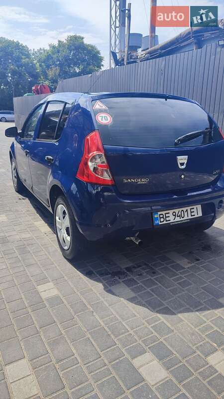 Хэтчбек Dacia Sandero 2009 в Николаеве фото 5 Хэтчбек Dacia Sandero 2009 в Николаеве