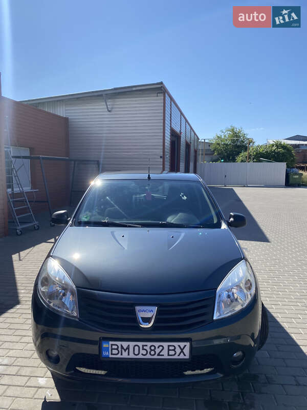 Хэтчбек Dacia Sandero 2009 в Сумах