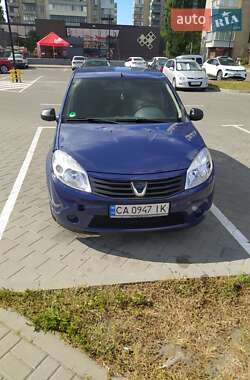 Хэтчбек Dacia Sandero 2009 в Черкассах