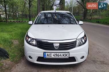 Хетчбек Dacia Sandero 2009 в Дніпрі