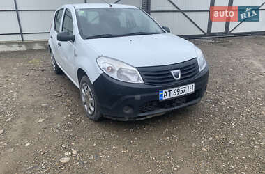 Хетчбек Dacia Sandero 2012 в Коломиї