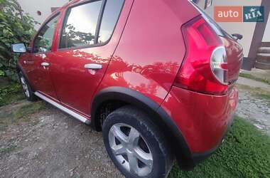 Хетчбек Dacia Sandero 2011 в Івано-Франківську