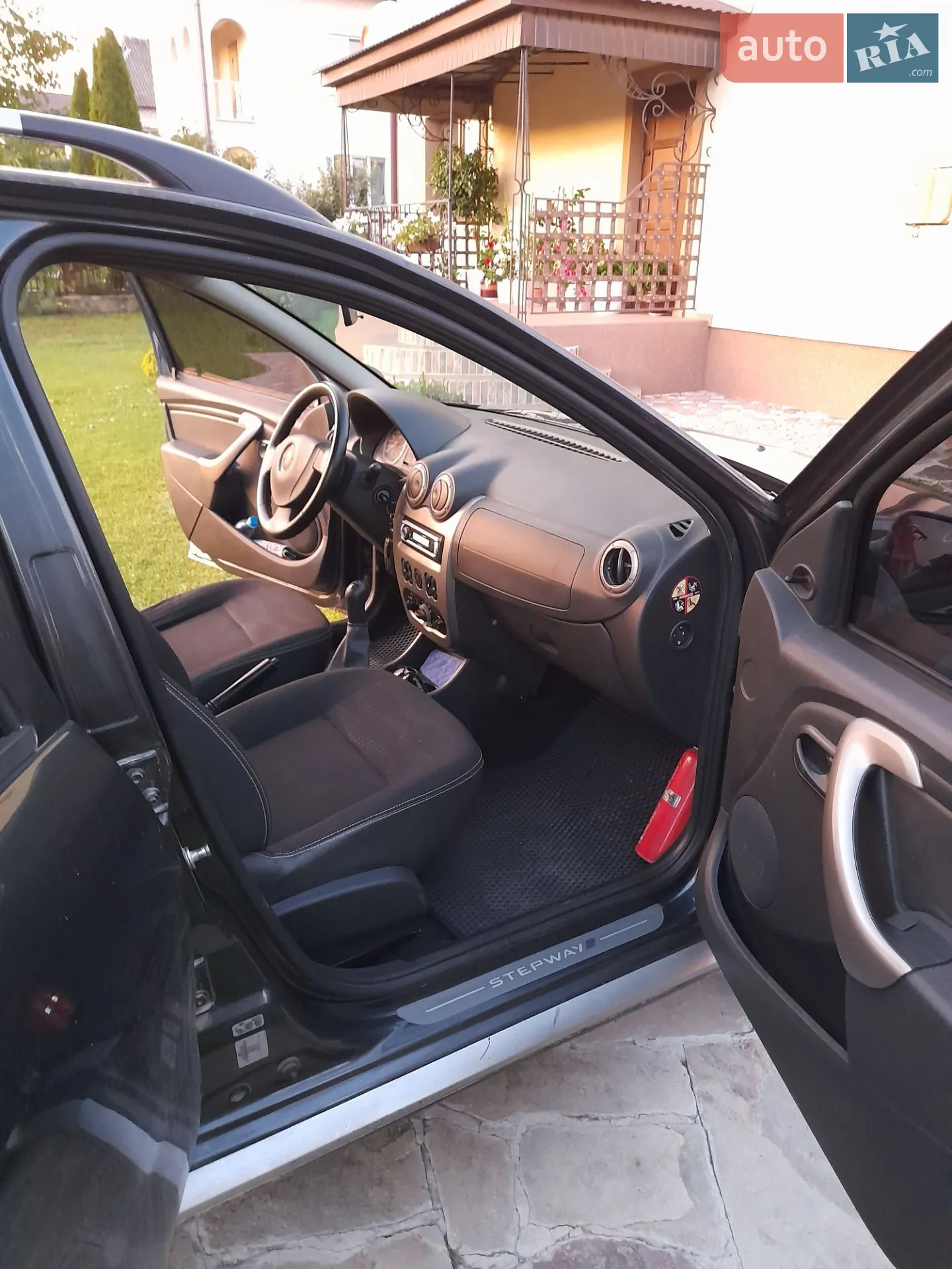 2010 Dacia Sandero - мініатюра 4