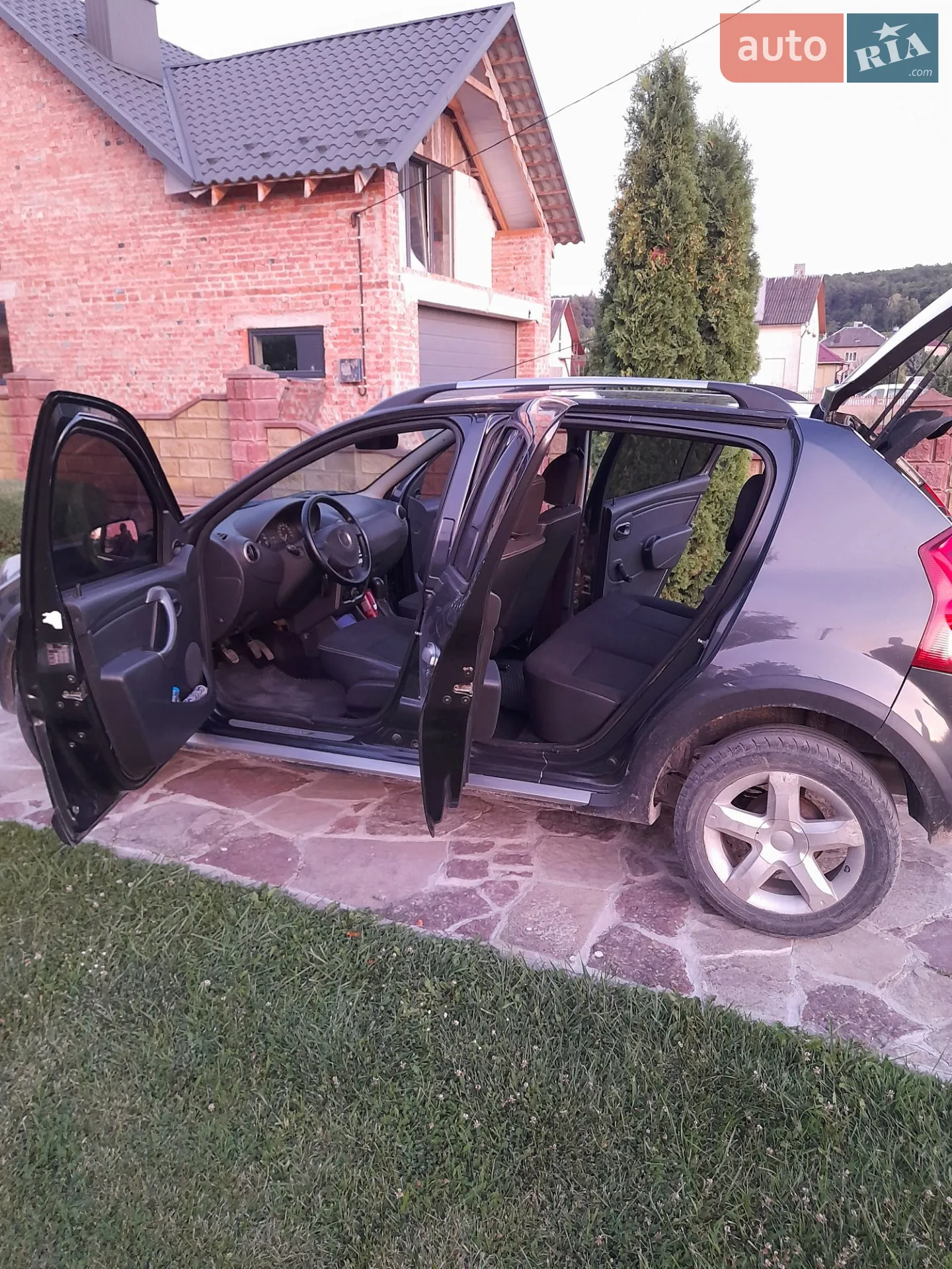 2010 Dacia Sandero - мініатюра 8