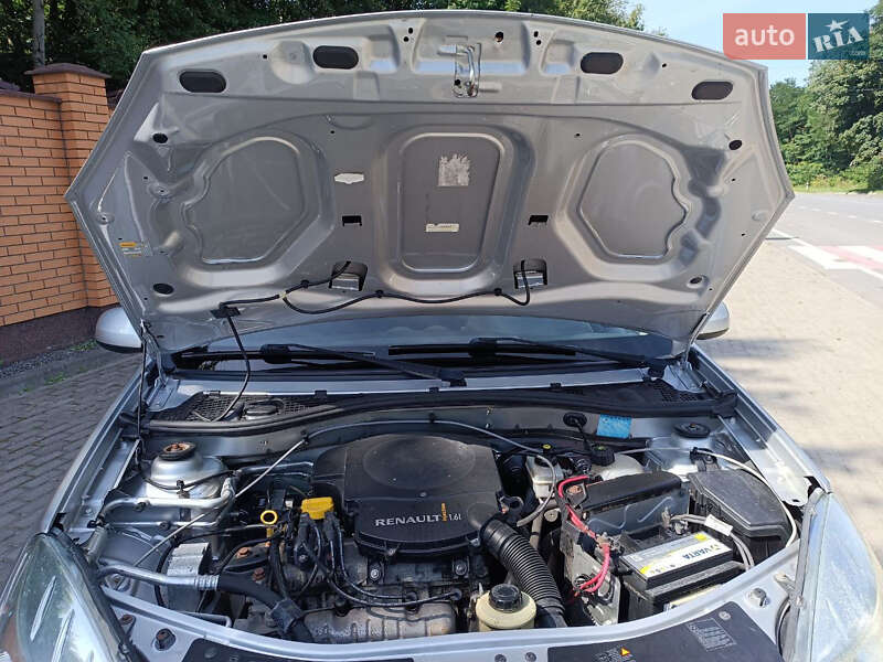 Хэтчбек Dacia Sandero 2009 в Красилове